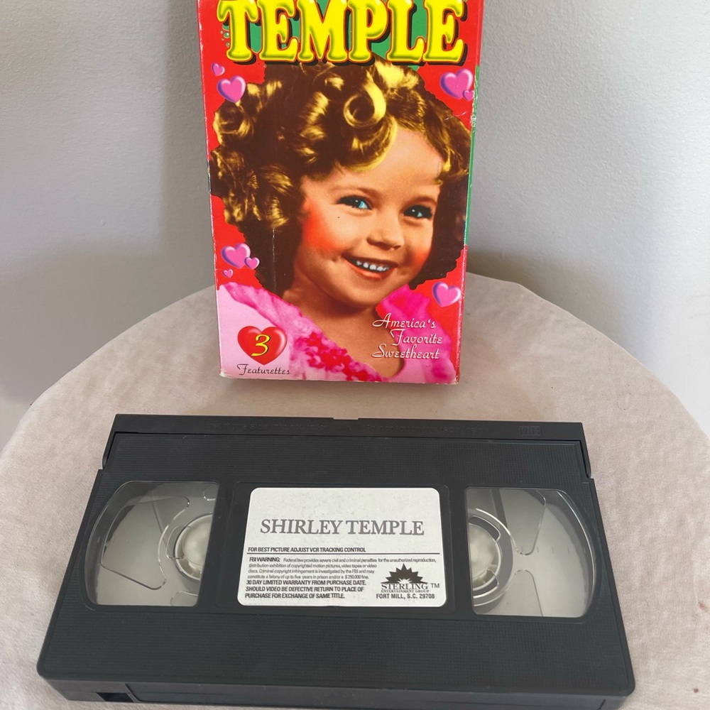 ⭐️ Shirley Temple Best Of VHS Home Video Movie Rare Vintage America’s Sweetheart - Picture 4 of 4